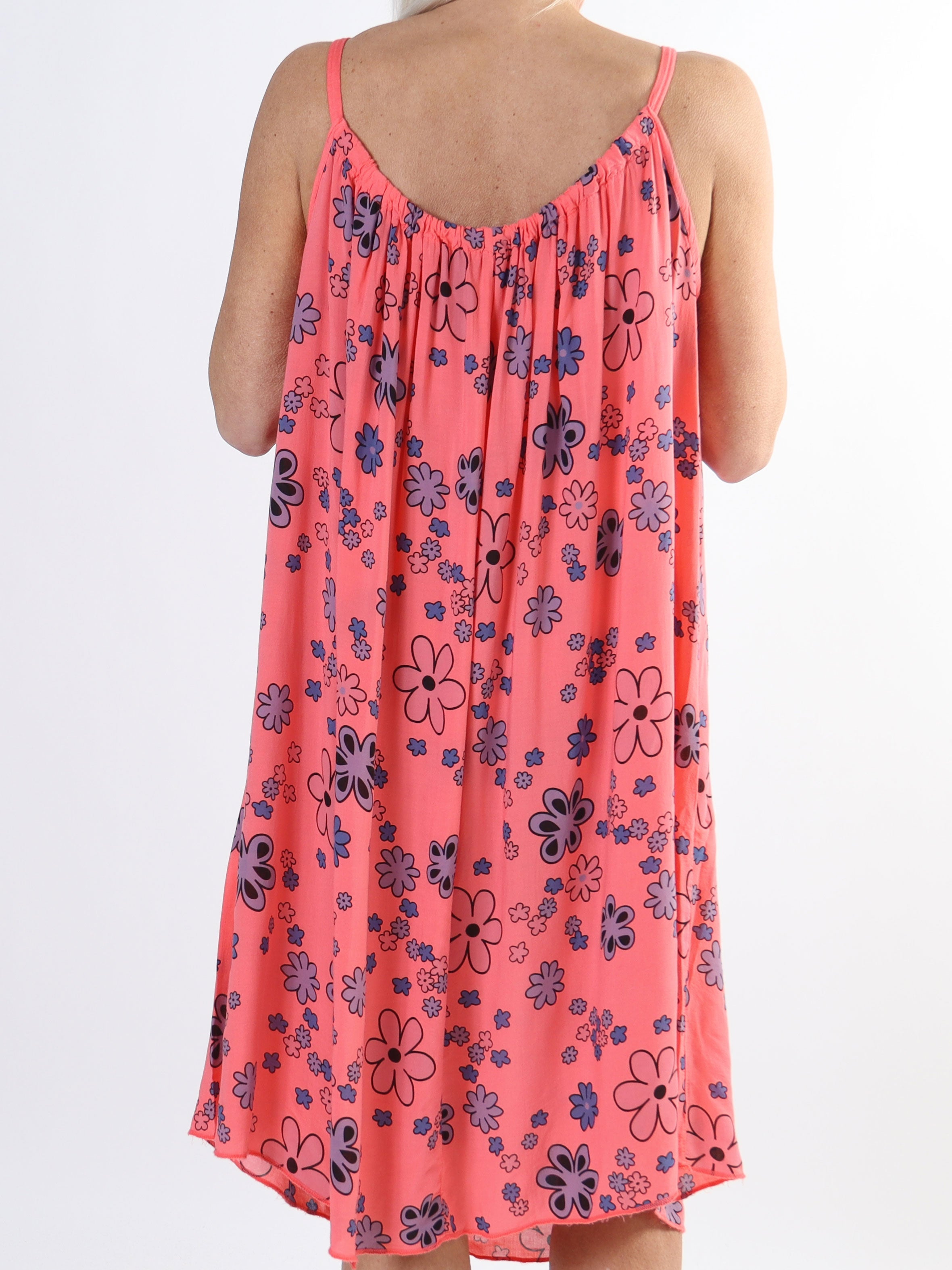 Sunshines Flower - Lätt viskosklänning med blommönster i stora storlekar